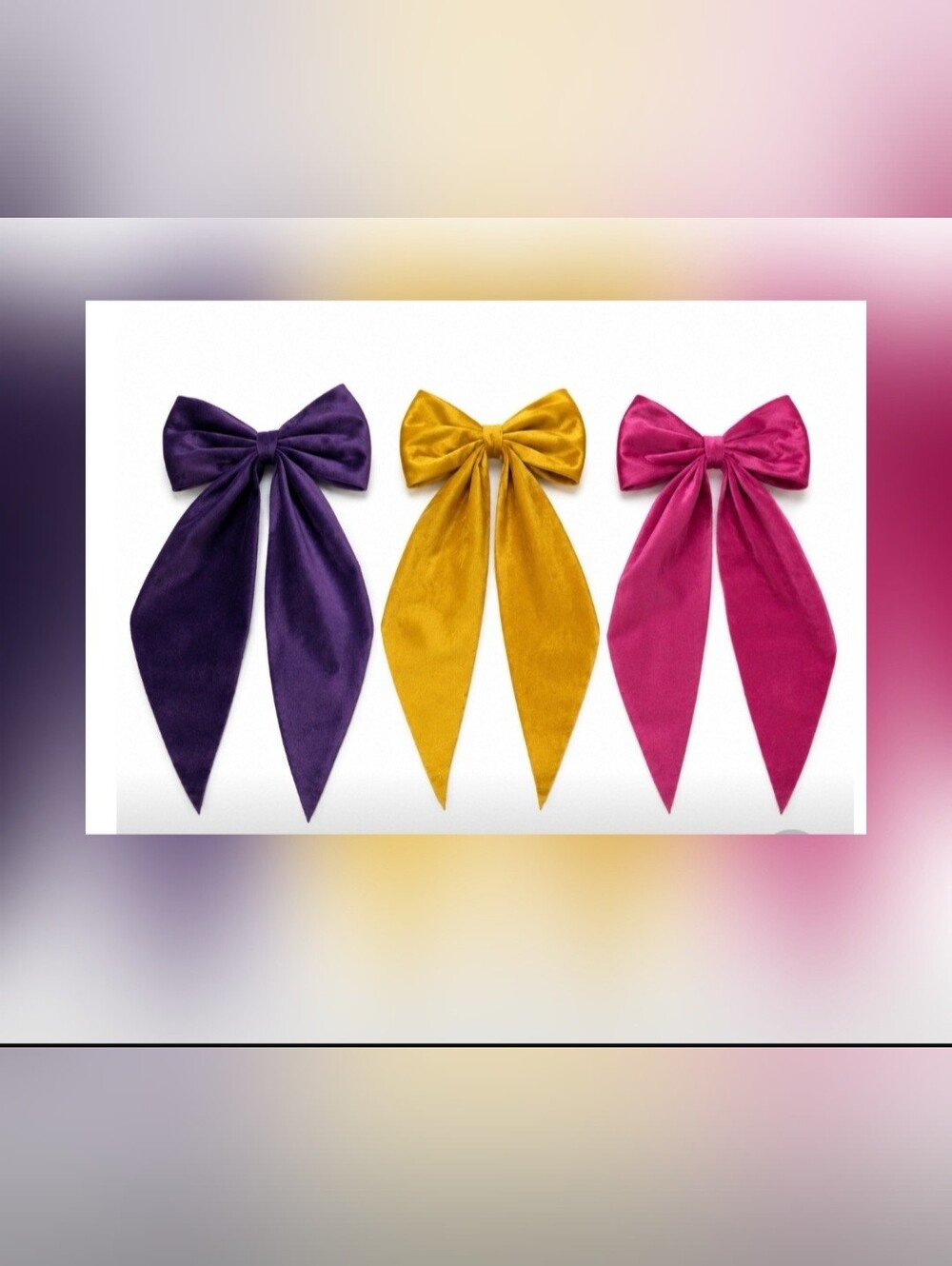 Ties or bows. - Coquette